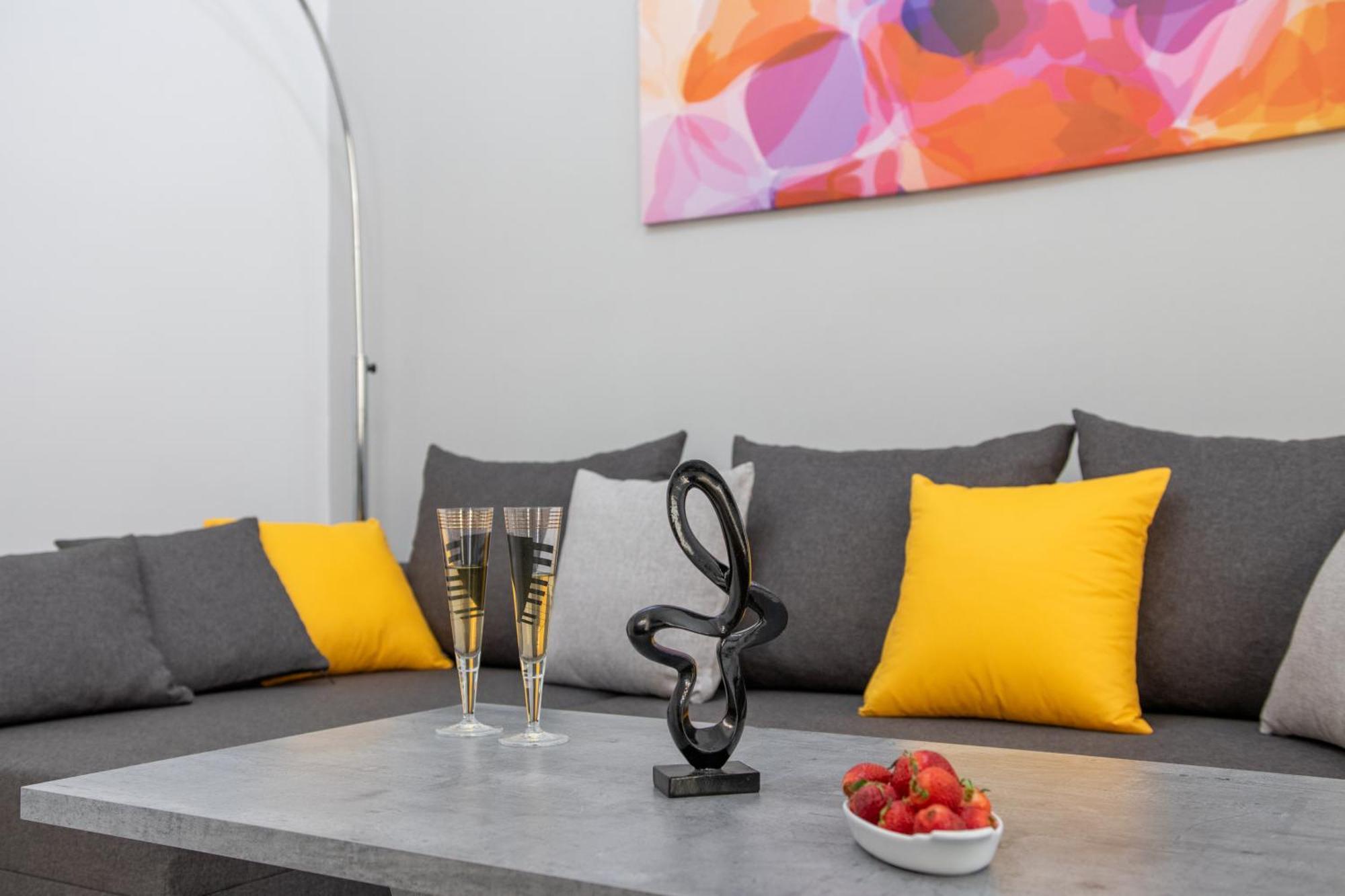 H4 Art Sparta Apartment Ngoại thất bức ảnh